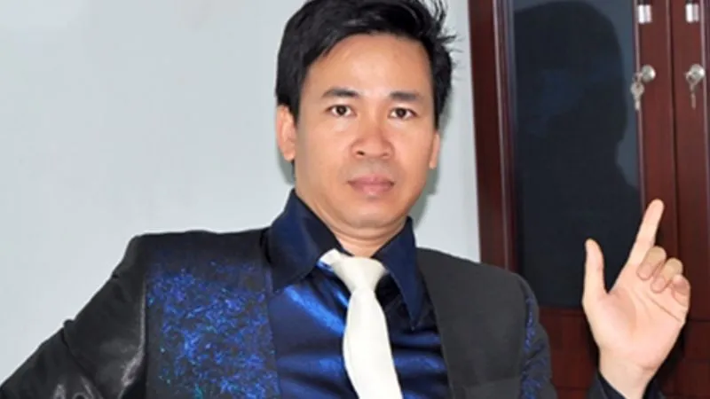 Tác Giả Long Michael